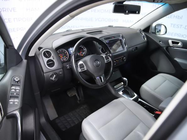 Volkswagen Tiguan I Рестайлинг с пробегом 2011 года, цена 900 000 рублей, 272000 км, внедорожник, Автокод Объявления