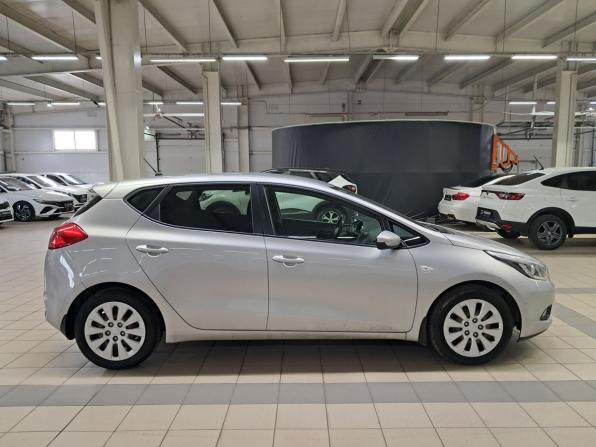 Kia Ceed II с пробегом 2014 года, цена 995 000 рублей, 143882 км, хэтчбек, Автокод Объявления