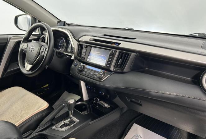 Toyota RAV4 IV (XA40) Рестайлинг с пробегом 2018 года, цена 2 150 000 рублей, 150679 км, внедорожник, Автокод Объявления