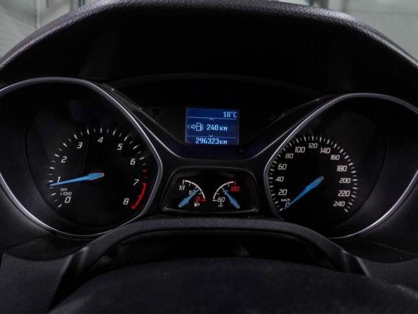 Ford Focus III с пробегом 2013 года, цена 665 000 рублей, 296321 км, универсал, Автокод Объявления