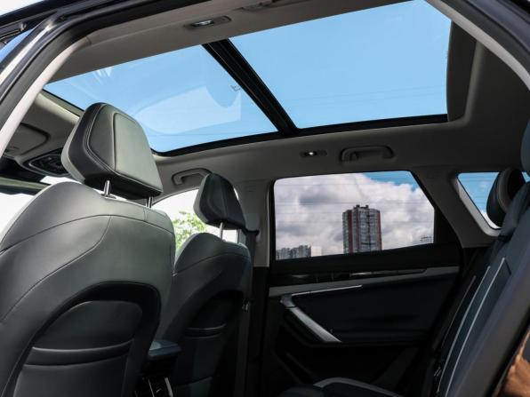 Geely Atlas II с пробегом 2024 года, цена 3 149 000 рублей, 23700 км, внедорожник, Автокод Объявления
