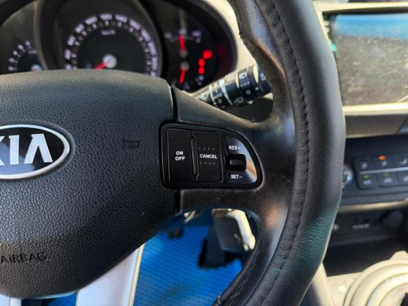 Kia Sportage III с пробегом 2012 года, цена 1 000 000 рублей, 284000 км, внедорожник, Автокод Объявления