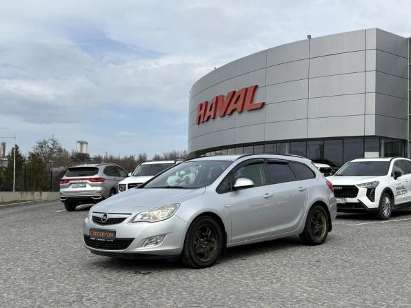 Opel Astra J Рестайлинг с пробегом 2012 года, цена 590 000 рублей, 243000 км, универсал, Автокод Объявления