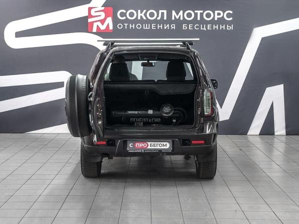 Chevrolet Niva I Рестайлинг с пробегом 2014 года, цена 699 900 рублей, 134000 км, внедорожник, Автокод Объявления