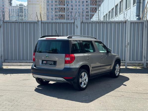 Skoda Yeti I с пробегом 2011 года, цена 845 000 рублей, 131992 км, внедорожник, Автокод Объявления