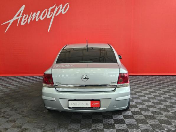 Opel Astra H Рестайлинг с пробегом 2012 года, цена 650 000 рублей, 164486 км, седан, Автокод Объявления