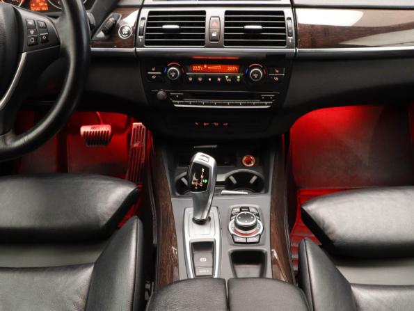 BMW X5 II (E70) Рестайлинг с пробегом 2013 года, цена 2 300 000 рублей, 201335 км, внедорожник, Автокод Объявления