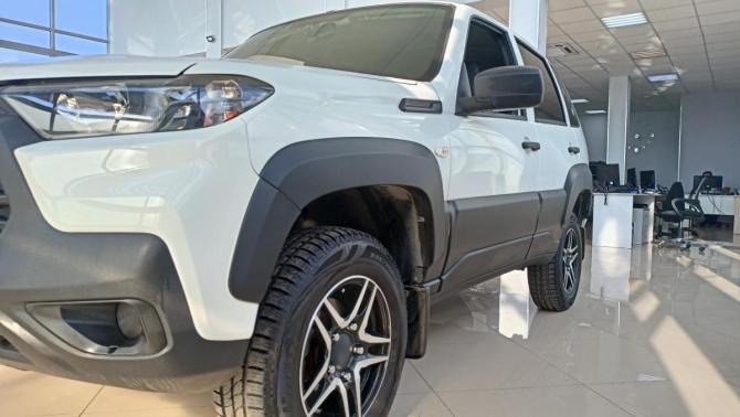 Lada (ВАЗ) Niva Travel I с пробегом 2025 года, цена 1 248 000 рублей, 6000 км, внедорожник, Автокод Объявления