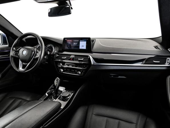 BMW 5 серии VII (G30/G31/G38) с пробегом 2017 года, цена 2 599 000 рублей, 135786 км, седан, Автокод Объявления