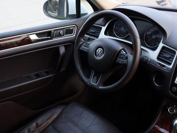 Volkswagen Touareg II с пробегом 2013 года, цена 2 470 000 рублей, 131536 км, внедорожник, Автокод Объявления