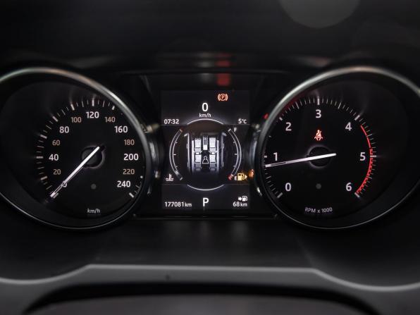 Land Rover Range Rover Evoque I Рестайлинг с пробегом 2015 года, цена 2 398 000 рублей, 177081 км, внедорожник, Автокод Объявления