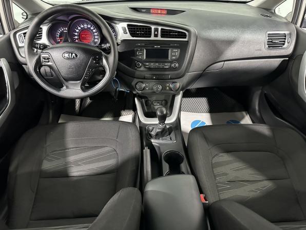 Kia Ceed II с пробегом 2013 года, цена 959 000 рублей, 165000 км, хэтчбек, Автокод Объявления