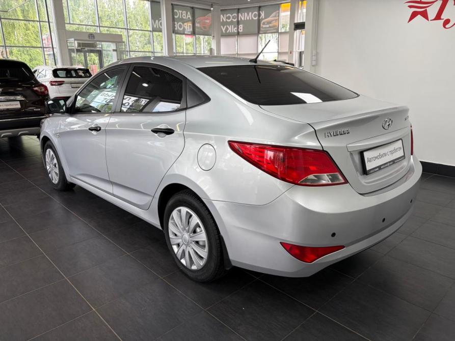 Hyundai Solaris I Рестайлинг Киров  - изображение 5