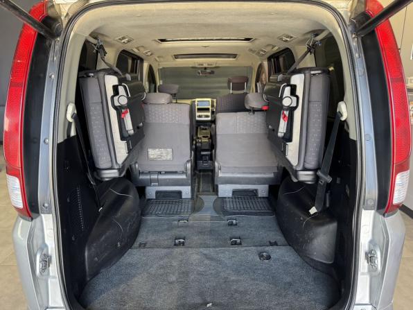 Nissan Serena III (C25) с пробегом 2006 года, цена 920 000 рублей, 350000 км, минивэн, Автокод Объявления