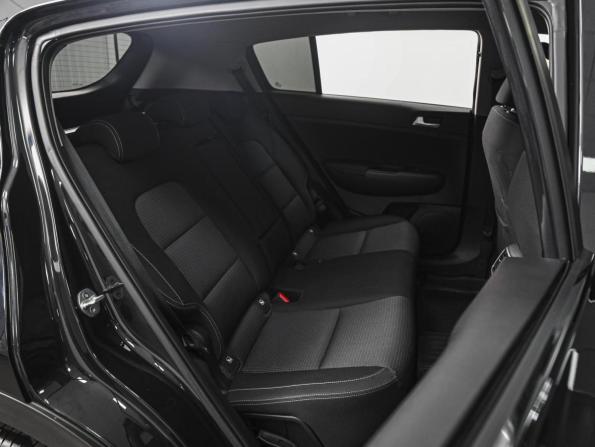 Kia Sportage IV Рестайлинг с пробегом 2021 года, цена 2 599 000 рублей, 57553 км, внедорожник, Автокод Объявления