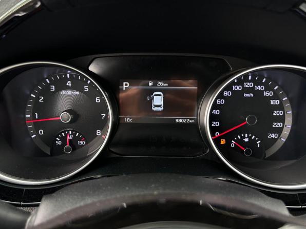 Kia Ceed III Рестайлинг с пробегом 2022 года, цена 2 050 000 рублей, 98022 км, хэтчбек, Автокод Объявления