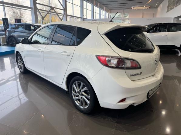 Mazda 3 II (BL) Рестайлинг с пробегом 2012 года, цена 999 000 рублей, 235000 км, хэтчбек, Автокод Объявления