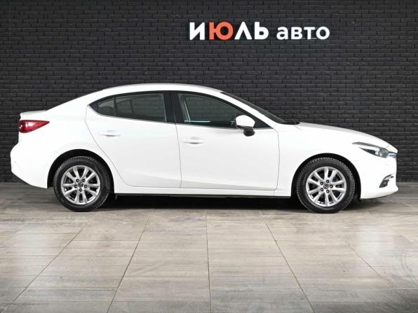 Mazda 3 III (BM) Рестайлинг с пробегом 2017 года, цена 1 500 000 рублей, 254724 км, седан, Автокод Объявления