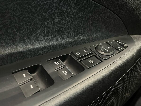 Hyundai Tucson III Рестайлинг с пробегом 2019 года, цена 2 577 000 рублей, 60198 км, offers.body_type.unknown, Автокод Объявления