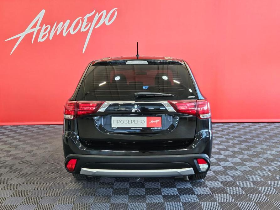 Mitsubishi Outlander III Рестайлинг 2 Вологда  - изображение 4