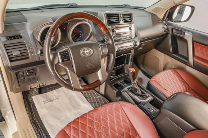 Toyota Land Cruiser Prado 150 Series с пробегом 2009 года, цена 3 089 000 рублей, 203135 км, внедорожник, Автокод Объявления