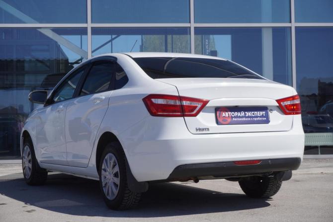 Lada (ВАЗ) Vesta I с пробегом 2017 года, цена 765 000 рублей, 76500 км, седан, Автокод Объявления