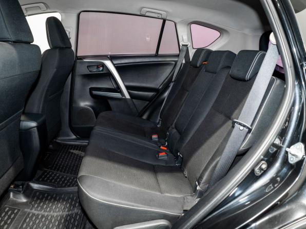 Toyota RAV4 IV (XA40) Рестайлинг с пробегом 2015 года, цена 2 226 000 рублей, 187000 км, внедорожник, Автокод Объявления