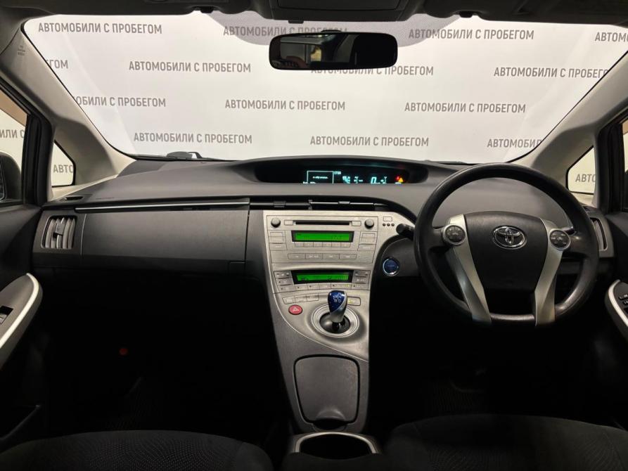 Toyota Prius III Рестайлинг (XW30) Санкт-Петербург  - изображение 20
