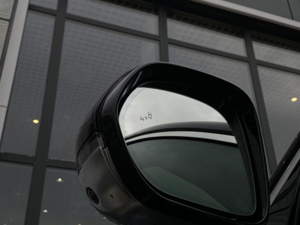 Li Auto (Lixiang) L7 I с пробегом 2024 года, цена 6 528 000 рублей, 6815 км, внедорожник, Автокод Объявления