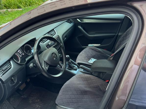 Skoda Octavia III (A7) Рестайлинг с пробегом 2019 года, цена 1 997 000 рублей, 61463 км, лифтбек, Автокод Объявления