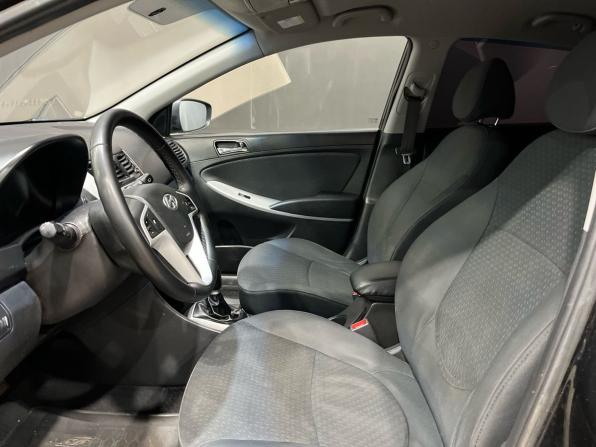 Hyundai Solaris I с пробегом 2011 года, цена 595 000 рублей, 171918 км, хэтчбек, Автокод Объявления