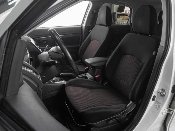 Mitsubishi ASX I Рестайлинг 2 с пробегом 2018 года, цена 1 479 000 рублей, 253282 км, внедорожник, Автокод Объявления
