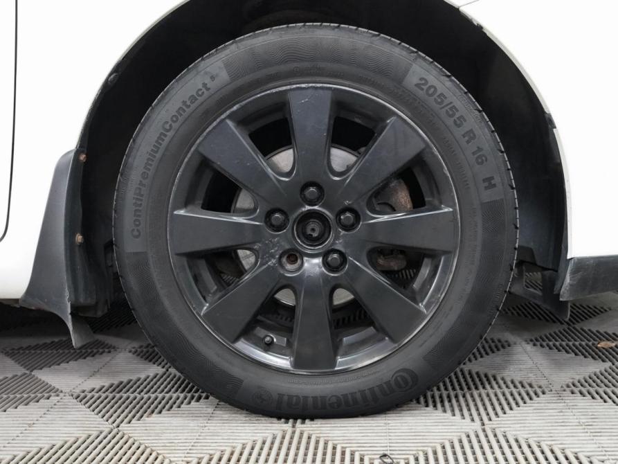 Toyota Auris I Рестайлинг Ульяновск  - изображение 8