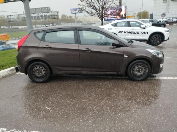 Hyundai Solaris I Рестайлинг с пробегом 2015 года, цена 900 000 рублей, 102508 км, хэтчбек, Автокод Объявления