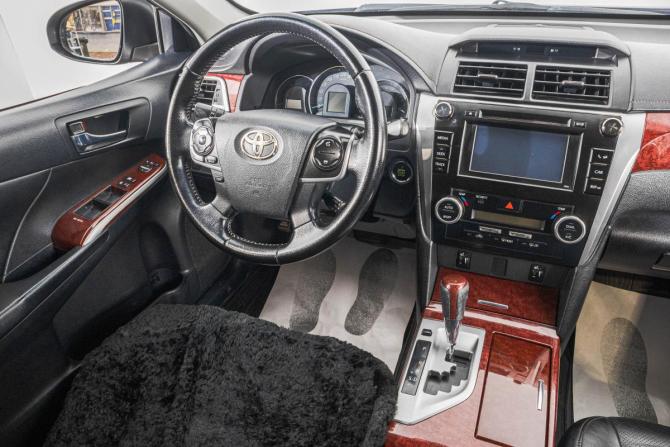 Toyota Camry VII (XV50) с пробегом 2012 года, цена 1 599 000 рублей, 320000 км, седан, Автокод Объявления