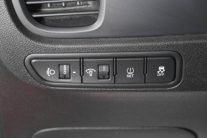 Kia Rio IV с пробегом 2018 года, цена 1 569 000 рублей, 91400 км, хэтчбек, Автокод Объявления