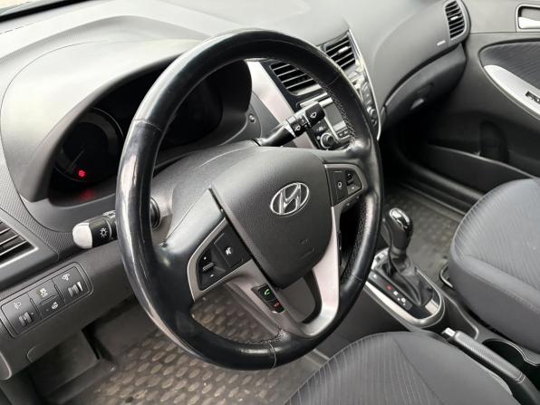 Hyundai Solaris I Рестайлинг с пробегом 2014 года, цена 899 000 рублей, 88418 км, седан, Автокод Объявления