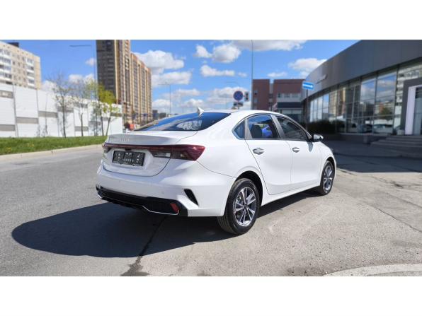 Новый Kia K3 II (China Market) Рестайлинг 2025 года, цена 2 800 000 рублей, седан, Автокод Объявления