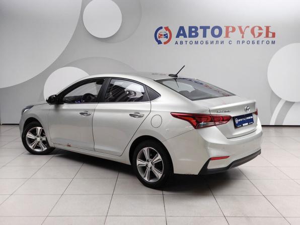 Hyundai Solaris II с пробегом 2019 года, цена 985 000 рублей, 240000 км, седан, Автокод Объявления