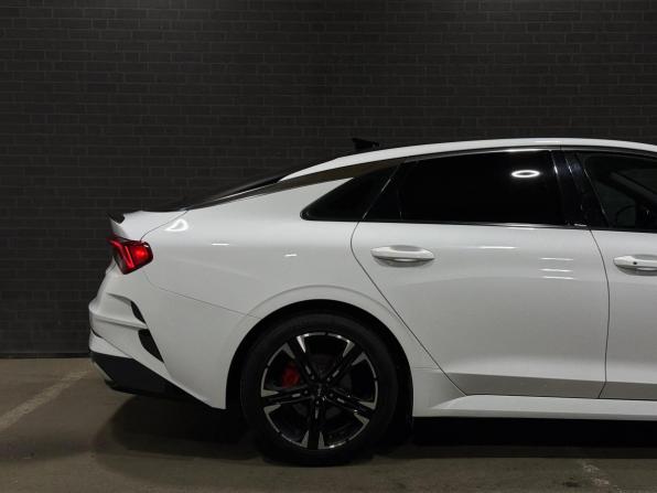 Kia K5 III с пробегом 2021 года, цена 2 400 000 рублей, 110187 км, седан, Автокод Объявления