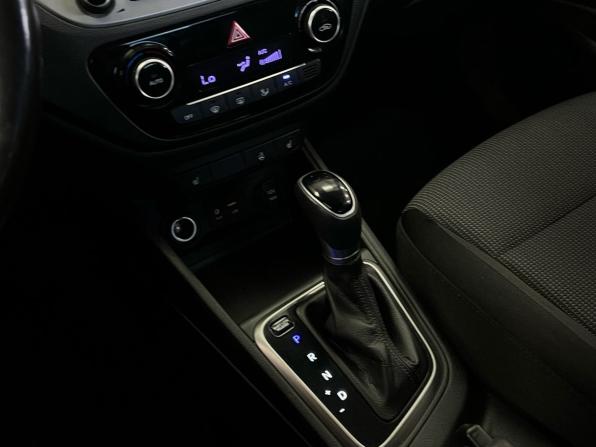 Hyundai Solaris I Рестайлинг с пробегом 2017 года, цена 1 248 000 рублей, 148500 км, седан, Автокод Объявления