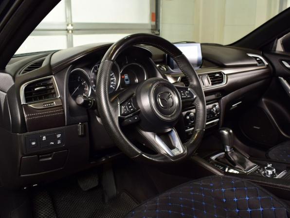 Mazda 6 III (GJ) Рестайлинг с пробегом 2016 года, цена 1 599 997 рублей, 167323 км, седан, Автокод Объявления