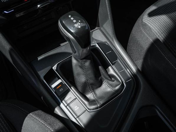 Volkswagen Tiguan II Рестайлинг с пробегом 2020 года, цена 3 255 000 рублей, 46021 км, внедорожник, Автокод Объявления