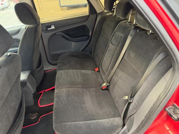 Ford Focus II с пробегом 2007 года, цена 427 000 рублей, 268332 км, хэтчбек, Автокод Объявления