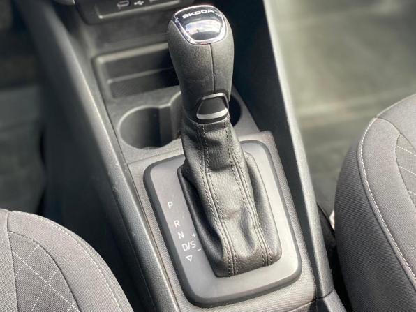 Skoda Rapid II с пробегом 2020 года, цена 779 000 рублей, 268756 км, лифтбек, Автокод Объявления