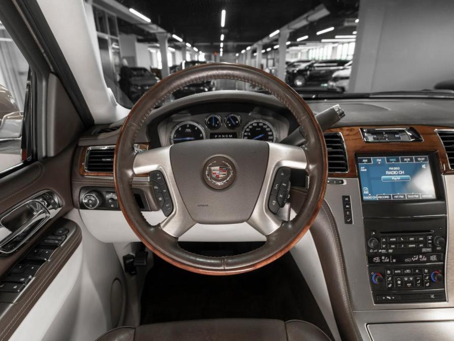 Cadillac Escalade III Москва  - изображение 11