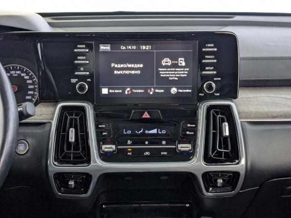 Kia Sorento IV с пробегом 2022 года, цена 3 880 000 рублей, 93137 км, внедорожник, Автокод Объявления