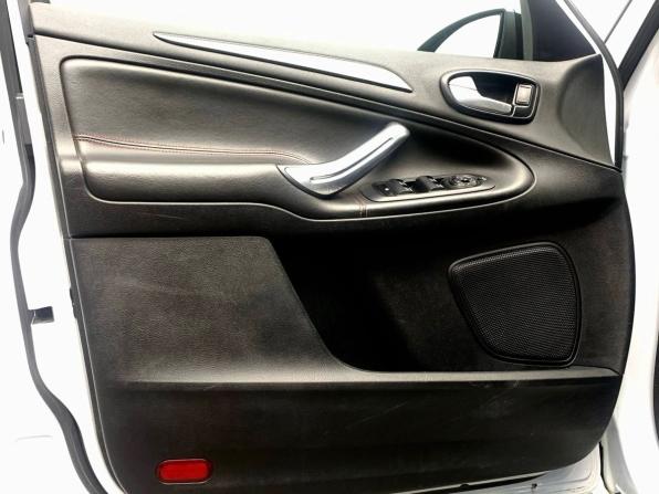 Ford S-MAX I Рестайлинг с пробегом 2012 года, цена 829 000 рублей, 247524 км, минивэн, Автокод Объявления