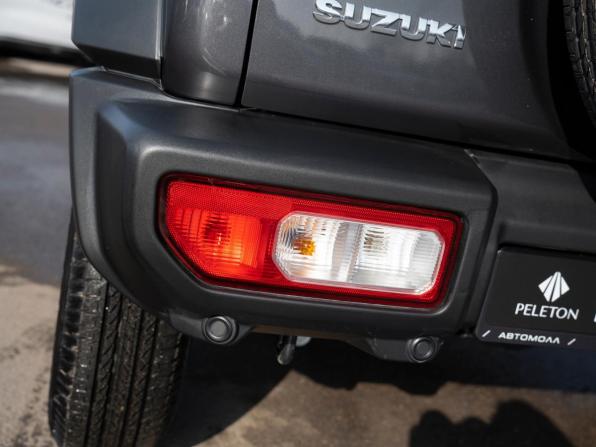 Suzuki Jimny IV с пробегом 2025 года, цена 3 950 000 рублей, 12 км, внедорожник, Автокод Объявления