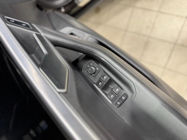 Volkswagen Touareg III с пробегом 2019 года, цена 4 649 000 рублей, 127156 км, внедорожник, Автокод Объявления